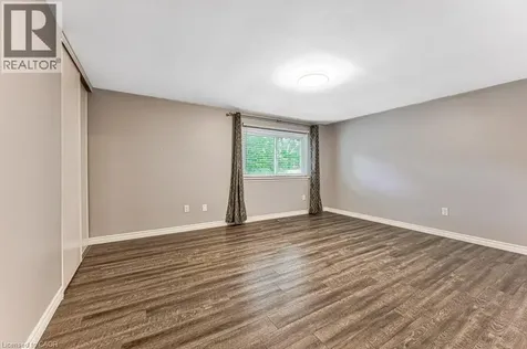 51 Paulander Drive Kitchener ON N2M 5E5