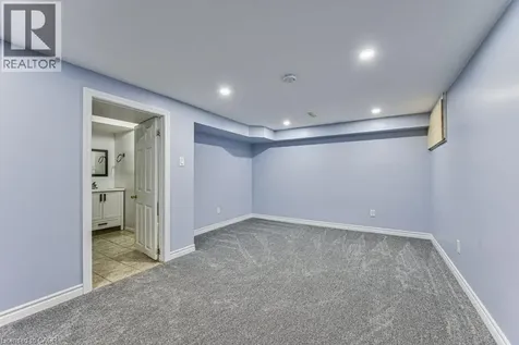 51 Paulander Drive Kitchener ON N2M 5E5