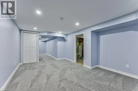 51 Paulander Drive Kitchener ON N2M 5E5