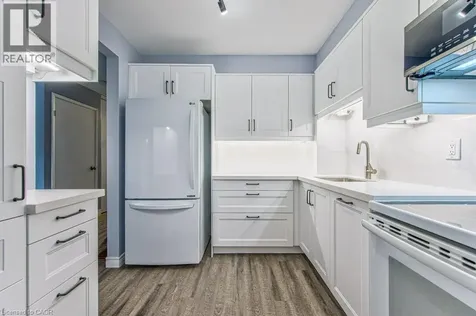51 Paulander Drive Kitchener ON N2M 5E5