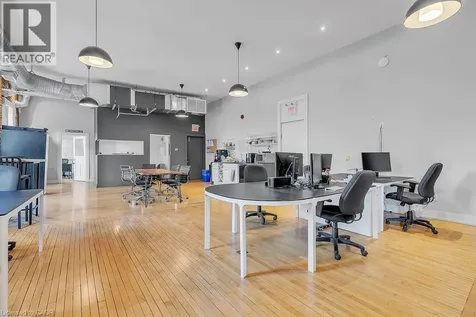 41 King William Street Hamilton ON L8R 1A2