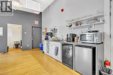 41 King William Street Hamilton ON L8R 1A2