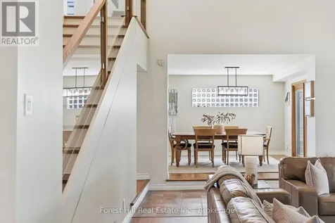 81 St Lawrence Street Collingwood ON L9Y 4Y3