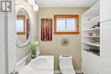 81 St Lawrence Street Collingwood ON L9Y 4Y3