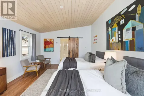 81 St Lawrence Street Collingwood ON L9Y 4Y3