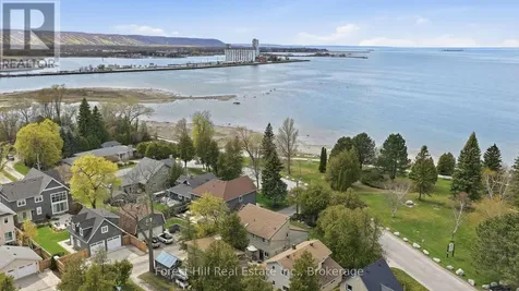 81 St Lawrence Street Collingwood ON L9Y 4Y3