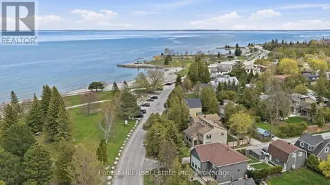81 St Lawrence Street Collingwood ON L9Y 4Y3