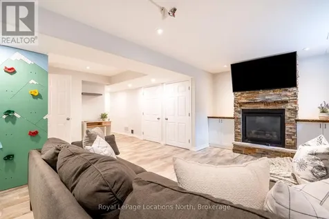 21 Barr Street Collingwood ON L9Y 0E7