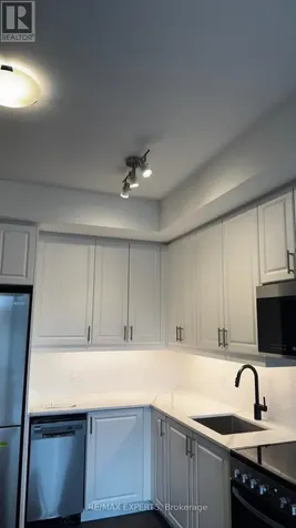 2333 Khalsa Gate Oakville (wm Westmount) ON L6M 0X7