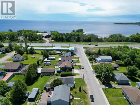 28 Queen Avenue Blind River ON P0R 1B0