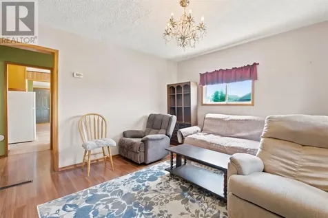 28 Queen Avenue Blind River ON P0R 1B0
