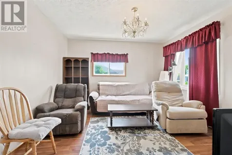 28 Queen Avenue Blind River ON P0R 1B0