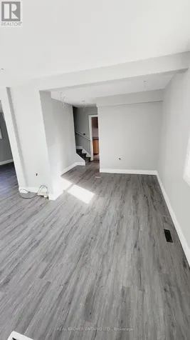 131 Bell Avenue Hamilton (bartonville) ON L8K 3E5