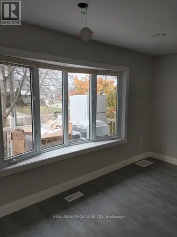 131 Bell Avenue Hamilton (bartonville) ON L8K 3E5