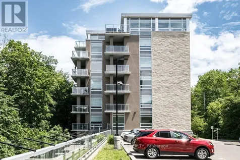 479 Charlton Avenue East Hamilton (stinson) ON L8N 0B4