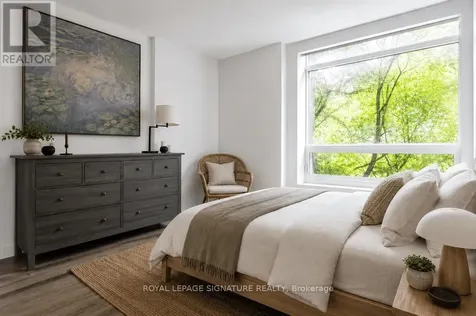 479 Charlton Avenue East Hamilton (stinson) ON L8N 0B4