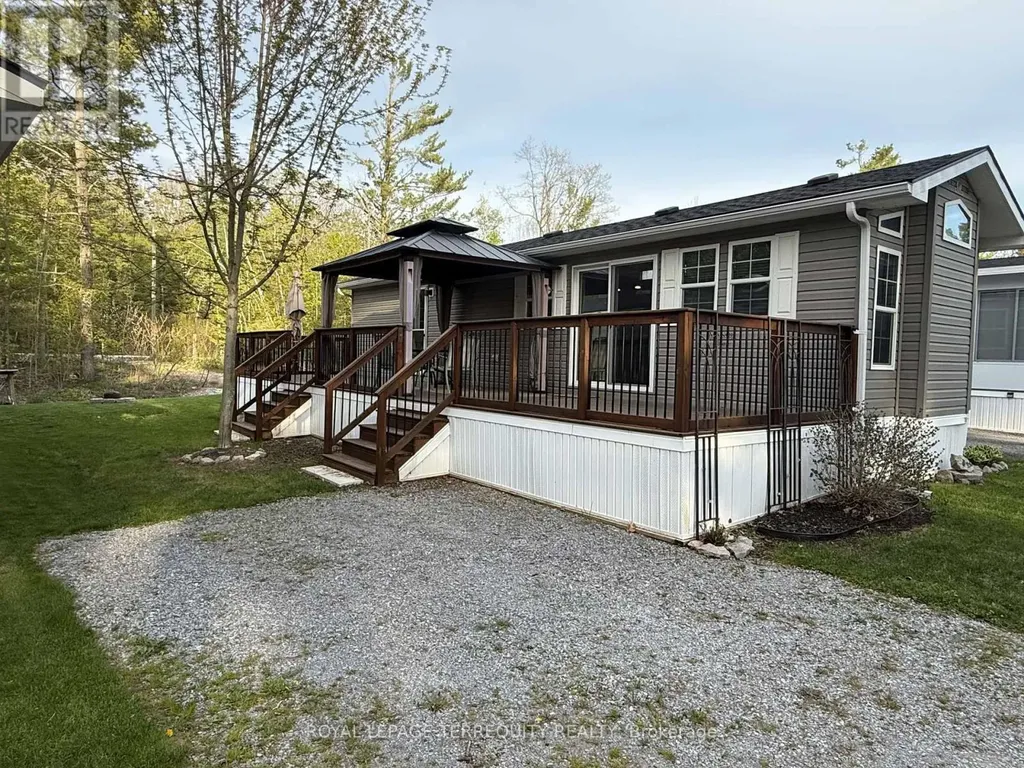 356 Rockhaven Selwyn ON K0L 2H0
