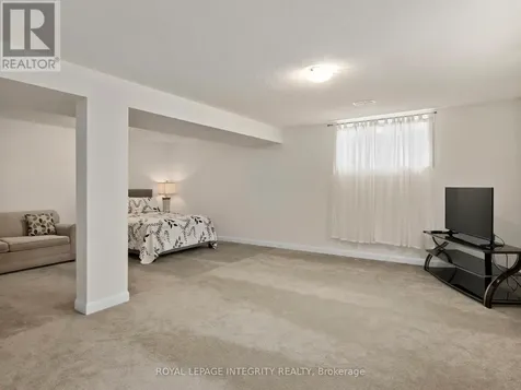 168 Maynooth Court Ottawa ON K2J 6Y5