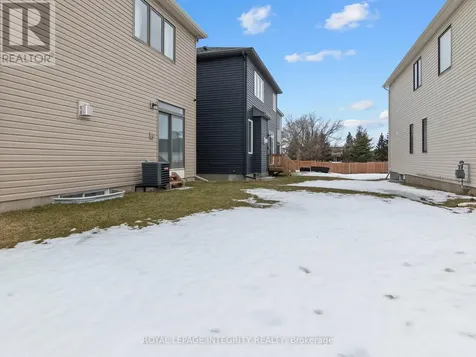 168 Maynooth Court Ottawa ON K2J 6Y5