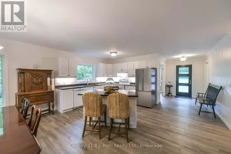 7463 Davy Drive Ramara ON L0K 2B0