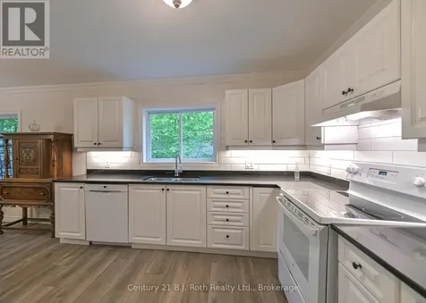 7463 Davy Drive Ramara ON L0K 2B0