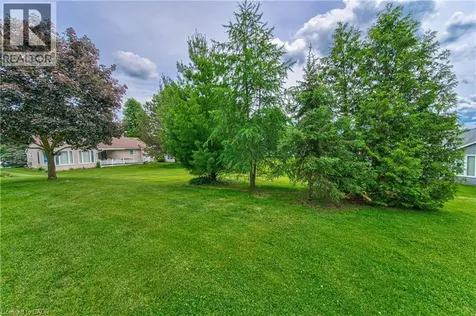 6 Pinetree Court New Hamburg ON N3A 2G1