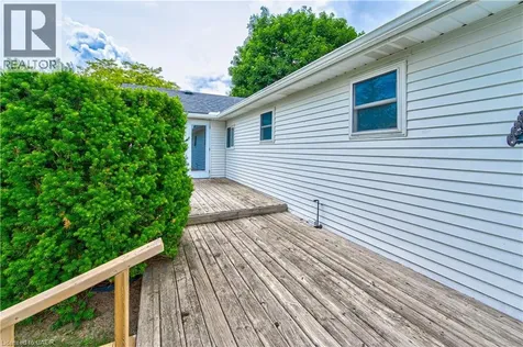 6 Pinetree Court New Hamburg ON N3A 2G1