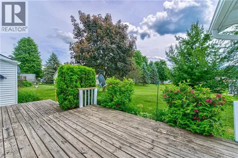 6 Pinetree Court New Hamburg ON N3A 2G1