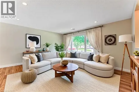 6 Pinetree Court New Hamburg ON N3A 2G1