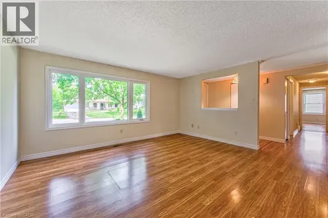6 Pinetree Court New Hamburg ON N3A 2G1