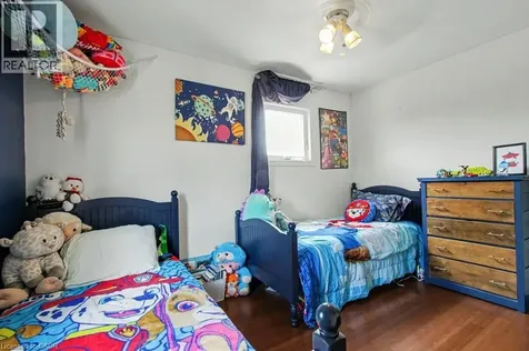 278 Langlaw Drive Cambridge ON N1P 1B7
