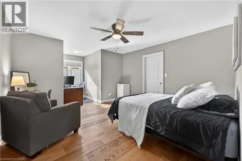 116 Livingston Avenue Grimsby ON L3M 1L6