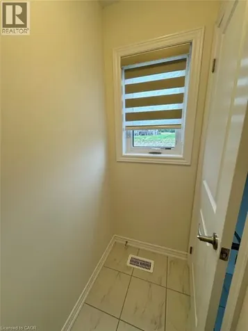 10 Guernsey Drive Kitchener ON N2R 0T7