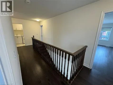 10 Guernsey Drive Kitchener ON N2R 0T7