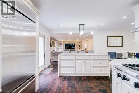 181 Golf Links Road Ancaster ON L9G 2N4