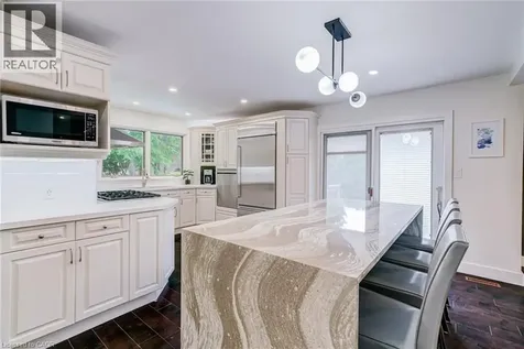 181 Golf Links Road Ancaster ON L9G 2N4