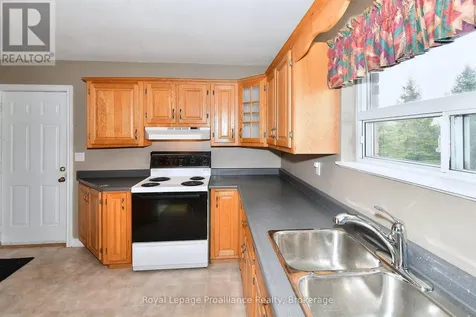 200 Park Lane Asphodel-norwood ON K0L 1Y0