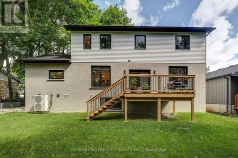 9 Delevan Crescent Tillsonburg ON N4G 3M6
