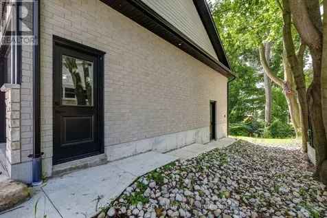 9 Delevan Crescent Tillsonburg ON N4G 3M6