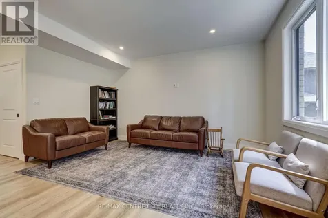 9 Delevan Crescent Tillsonburg ON N4G 3M6