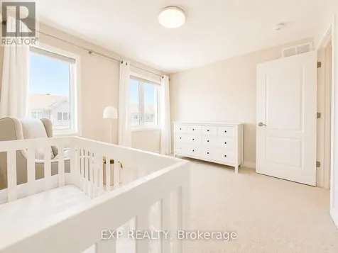 647 Crevier Walk Ottawa ON K1W 0M7