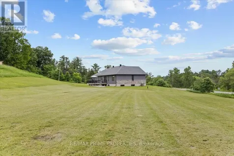 111 Comba Lane Mississippi Mills ON K0A 2X0