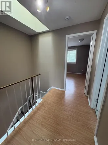 104 Valley Stream Drive Ottawa ON K2H 9E1