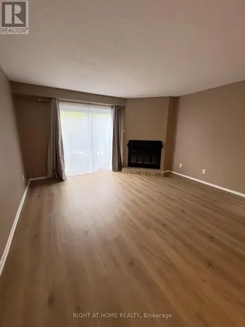 104 Valley Stream Drive Ottawa ON K2H 9E1