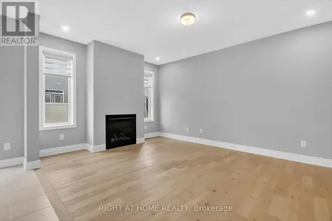 316 Crossway Terrace Ottawa ON K2S 3A8