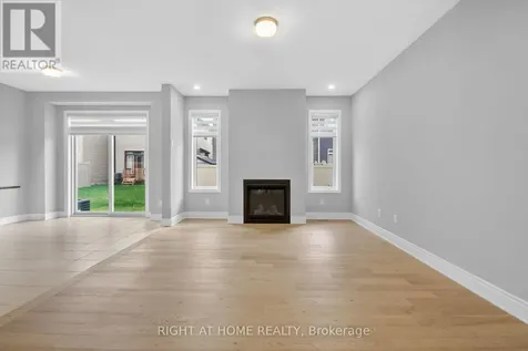 316 Crossway Terrace Ottawa ON K2S 3A8