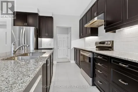 316 Crossway Terrace Ottawa ON K2S 3A8