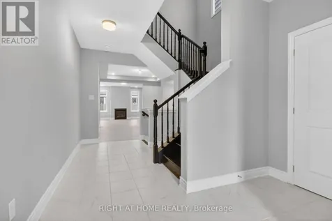 316 Crossway Terrace Ottawa ON K2S 3A8