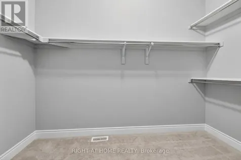 316 Crossway Terrace Ottawa ON K2S 3A8