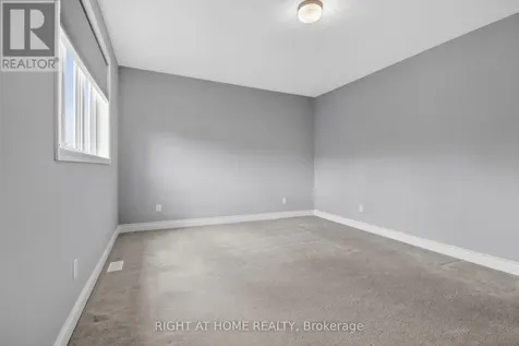 316 Crossway Terrace Ottawa ON K2S 3A8
